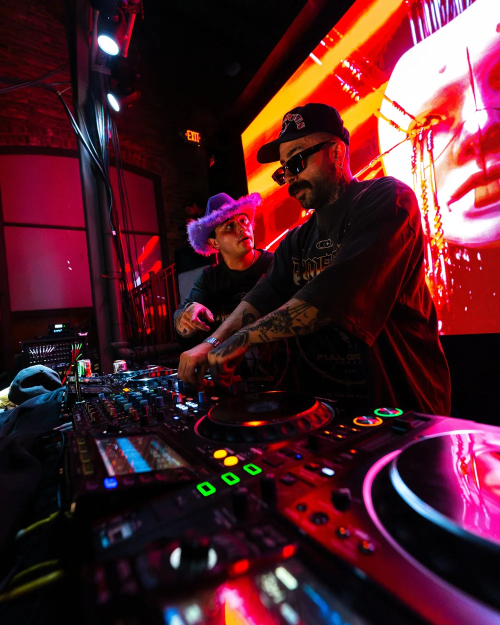 Blankface B2B Sqishi